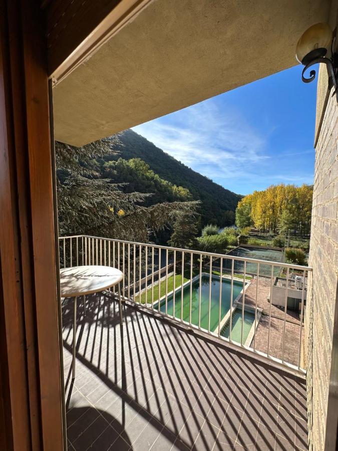 Apartament Rialp Amb Vistes Al Riu Noguera Pallaresa Bagian luar foto