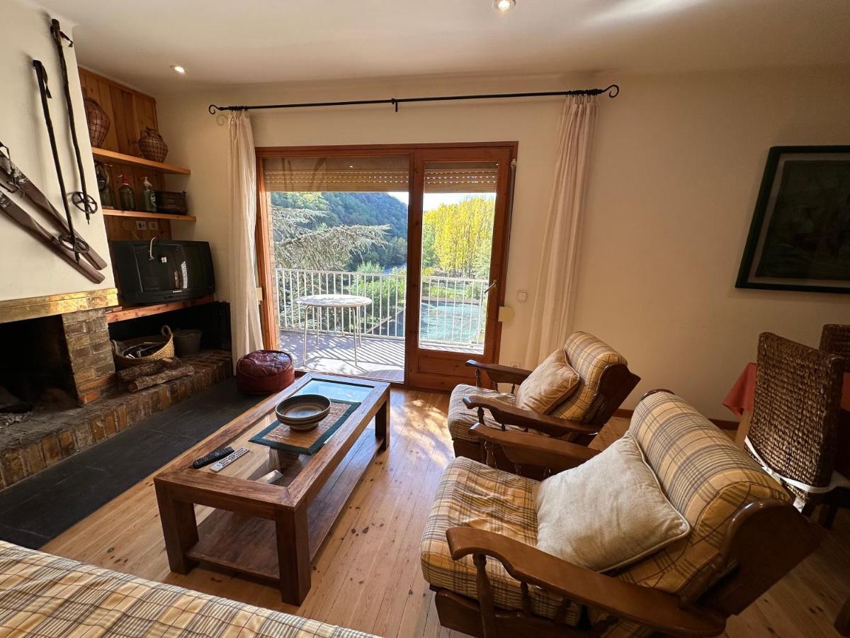 Apartament Rialp Amb Vistes Al Riu Noguera Pallaresa Bagian luar foto