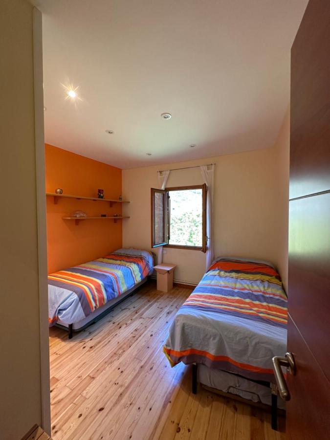 Apartament Rialp Amb Vistes Al Riu Noguera Pallaresa Bagian luar foto